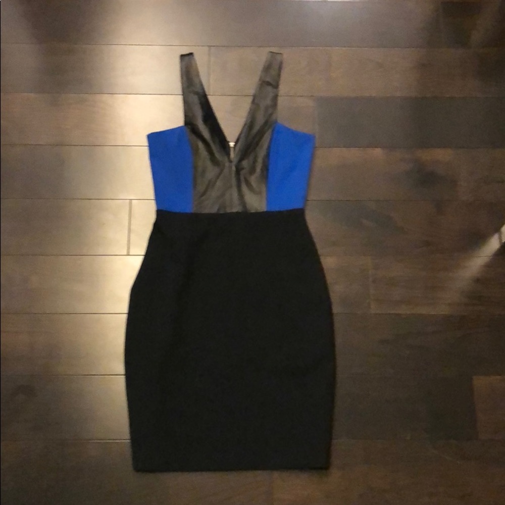 Mason v neck with real leather detail